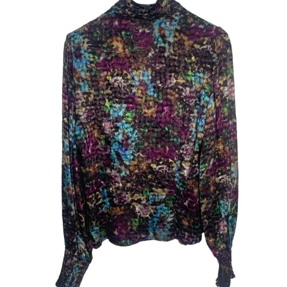 Worth silk blend textured burnout  blouse Sz 8‎